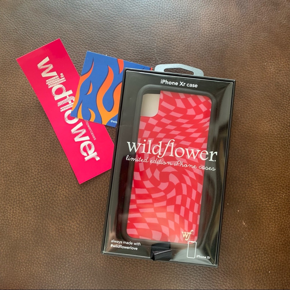 Wildflower Pink Crazy Checkers XR phone case